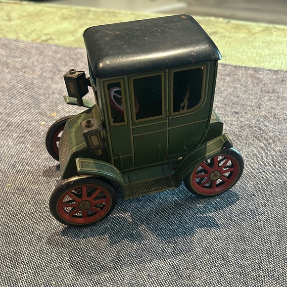 Vintage Tin Litho Toy Car Lever Action Wind-Up Taxi – Collectible Antique 1950s - Picture 4 of 9